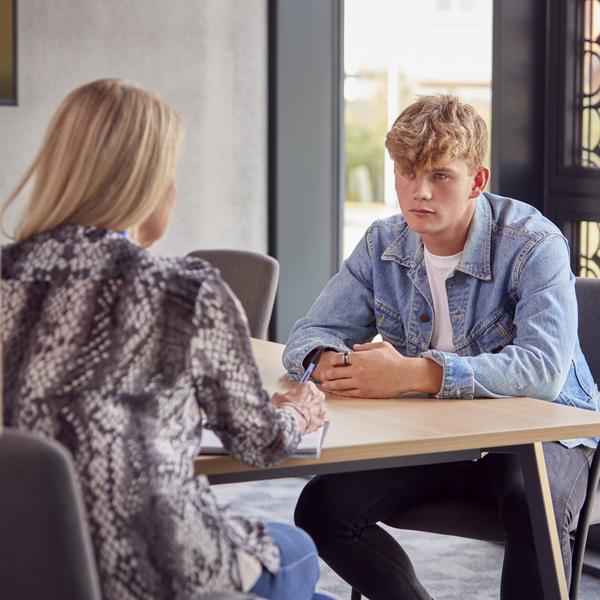 Beratung eines Jugendlichen