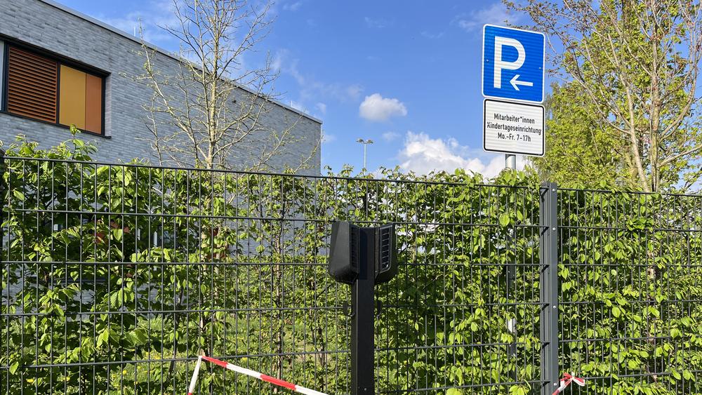 Ladesäule an der Kita Sürenheide Ladesäule an der Kita Sürenheide