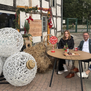 Gruppenbild an der Mühle
