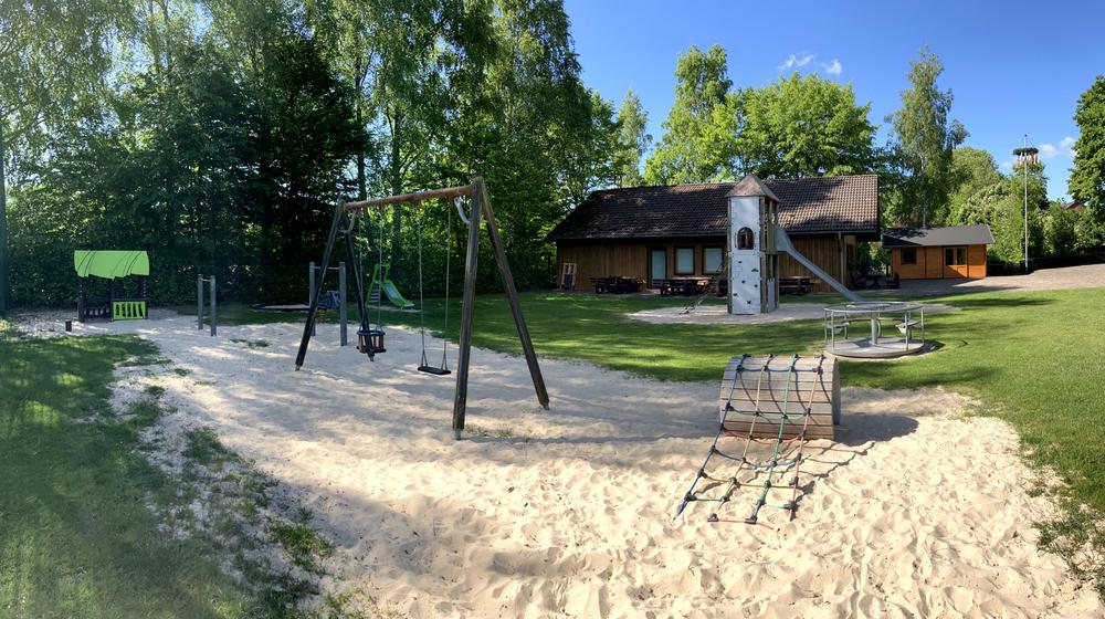 Blick auf die Spielgeräte Blick auf die Spielgeräte